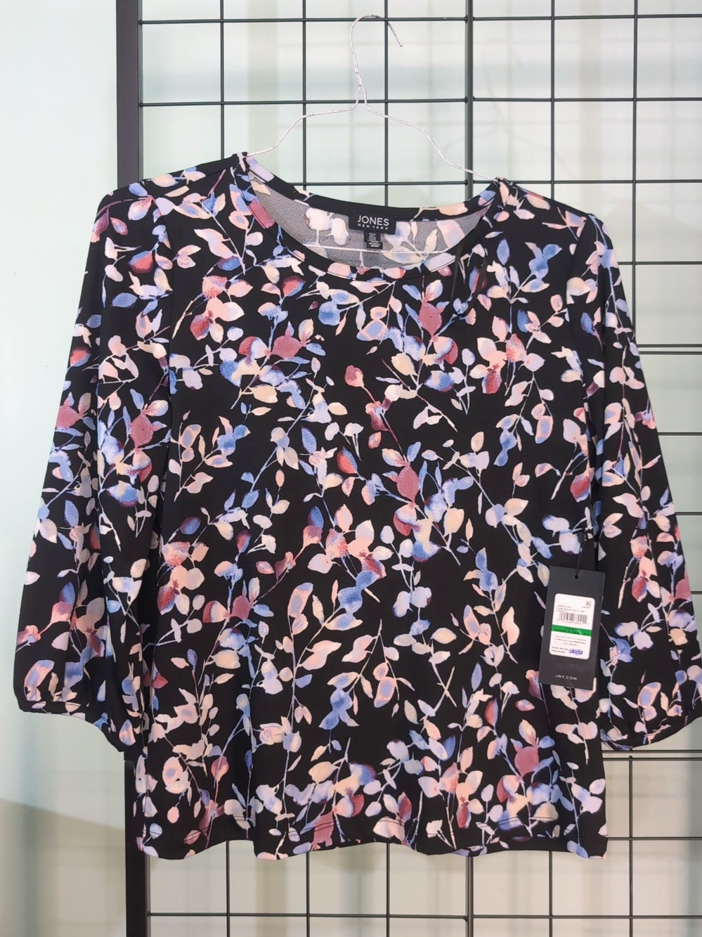 Jones New York Women’s Petite Large Floral 3/4 Sleeve NWT